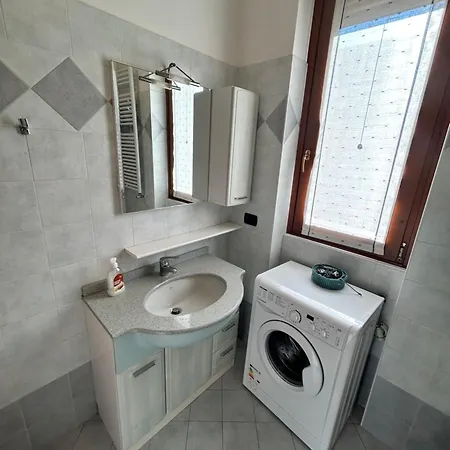 Piano - 10 Minuti A Piedi Dal Apartamento *