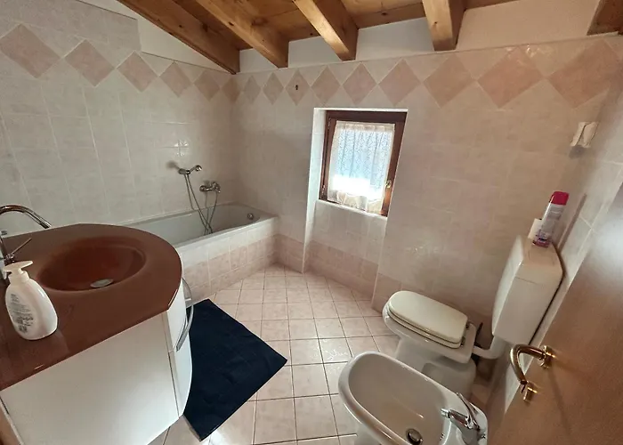 Piano - 10 Minuti A Piedi Dal Apartament